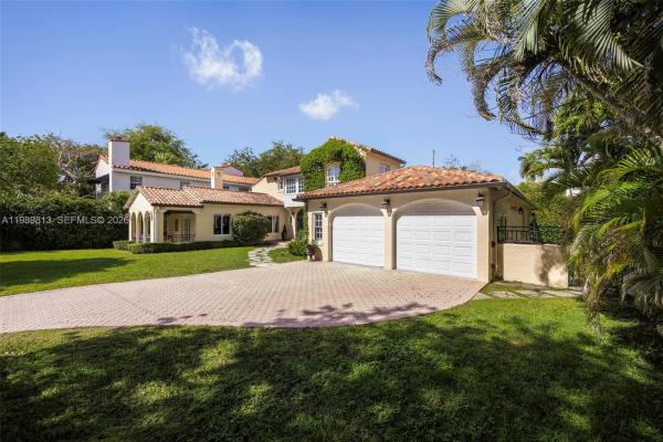 Coral Gables Country Club, 4206 Alhambra Cir, Coral Gables, Florida 33146, image 3