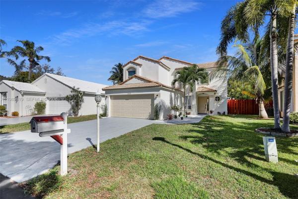 Villages Of Woodlake, 104 Wedgewood Lks S, Greenacres, Florida 33463, image 3