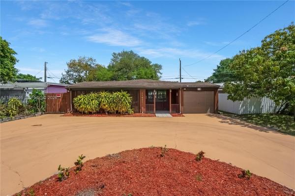 Fulford By The Sea, 17831 NE 13th Ave, North Miami Beach, Florida 33162, image 1