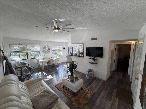 Vista Lago At The Hammocks, 10670 SW 156th Pl #308, The Hammocks, Florida 33196, image 3
