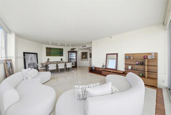 One Island Place, 3801 NE 207th St #12AS, Aventura, Florida 33180, image 3