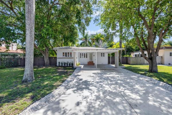 Washington Place, 830 NE 72nd St, Miami, Florida 33138, image 1