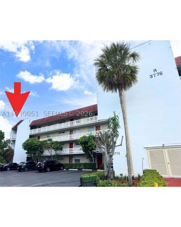 Las Vistas In Inverrary, 3776 Inverrary Blvd #301R, Lauderhill, Florida 33319, image 3