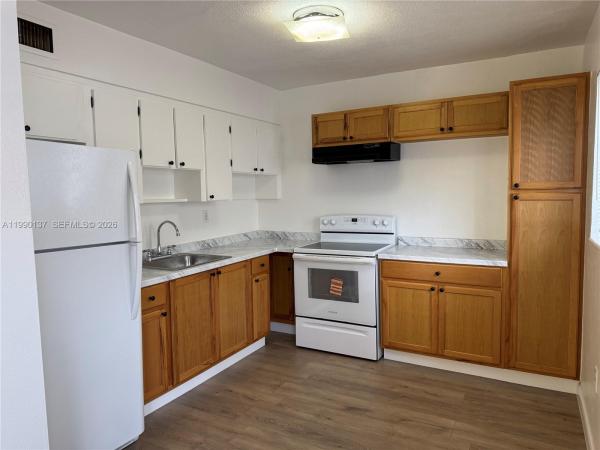 Windsor Terrace, 4080 SW 2nd Ter #6, Miami, Florida 33134, image 2