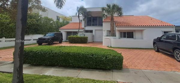 Biscayne Point, 1810 Daytonia Rd, Miami Beach, Florida 33141, image 2