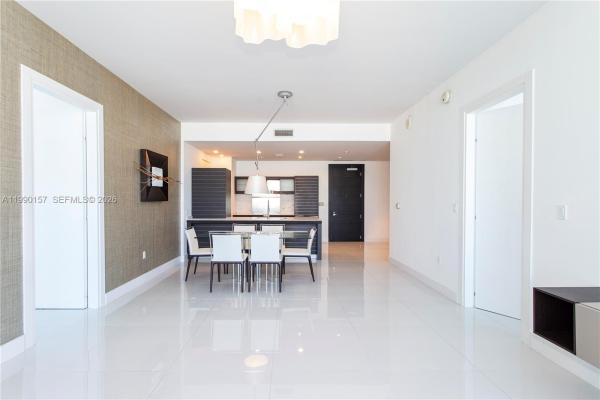 Epic Hotel & Residences, 200 Biscayne Blvd Way #4512, Miami, Florida 33131, image 1