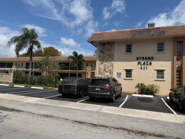 Strand Plaza, 421 NE 1st St #219, Hallandale Beach, Florida 33009, image 1