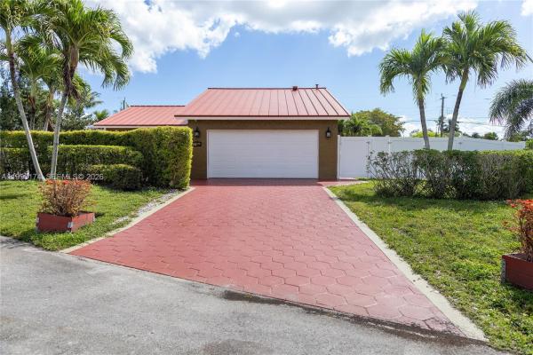 4548 SW 28th Way, Dania Beach, Florida 33312, image 1