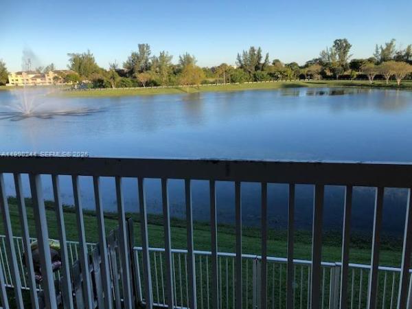 Villas At Lakeview, 5200 NW 31st Ave #34, Fort Lauderdale, Florida 33309, image 1