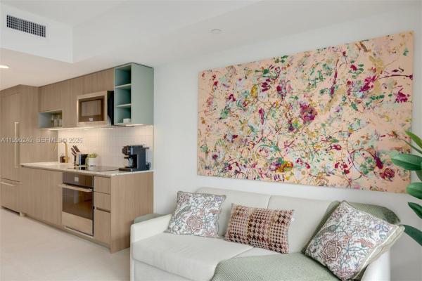 Natiivo Miami, 159 NE 6th St #2607, Miami, Florida 33132, image 3