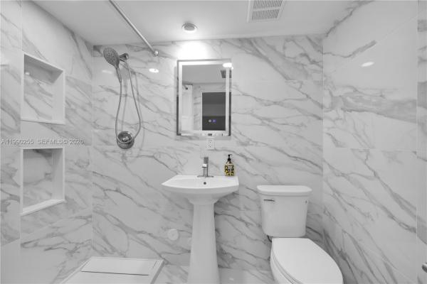 Lincoln Manor, 2996 Jackson Ave #B, Miami, Florida 33133, image 3