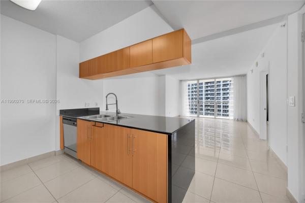 Opera Tower, 1750 N Bayshore Dr #2804, Miami, Florida 33132, image 2