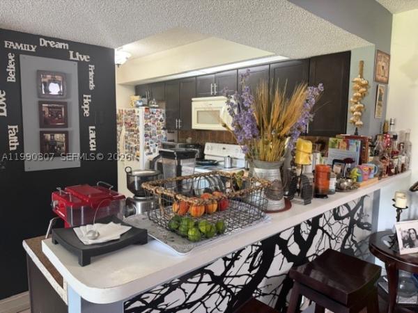 Villa Rustica, 18820 NW 57th Ave #204, Hialeah, Florida 33015, image 2