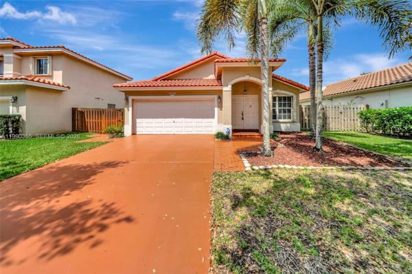 Vista Filare, 14721 Vista Verdi Rd, Davie, Florida 33325, image 3