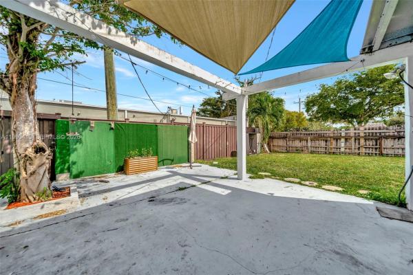 Collonade, 2293 NE 122nd St #2293, North Miami, Florida 33181, image 1