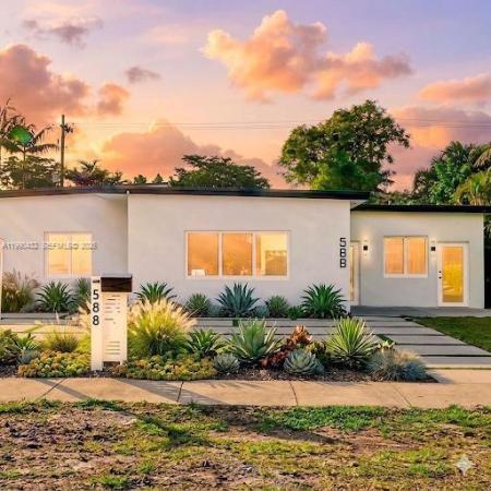 Country Club Estates, 588 Palmetto Dr, Miami Springs, Florida 33166, image 1