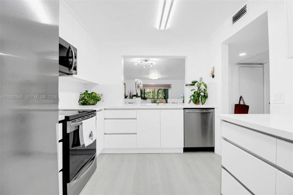 Plymouth At Century Village, 700 SW 137th Ave #303H, Pembroke Pines, Florida 33027, image 3