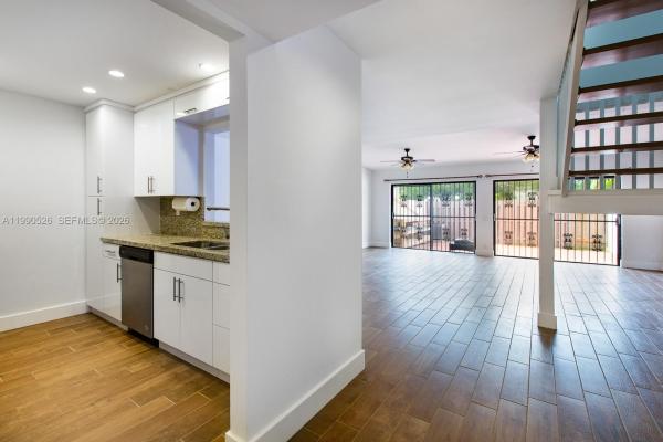Creekside Villas, 10520 SW 75th Ln, Kendall, Florida 33173, image 3