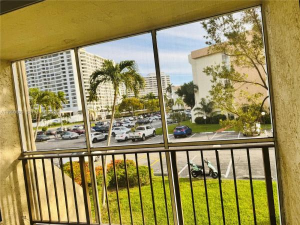 De Soto Park South, 801 Three Islands Blvd #216, Hallandale Beach, Florida 33009, image 2