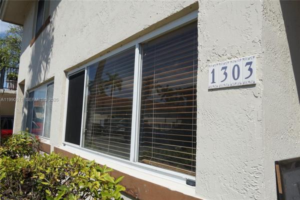 331 NW 82nd Ave #1303, Unincorporated Dade County, Florida 33126, image 1