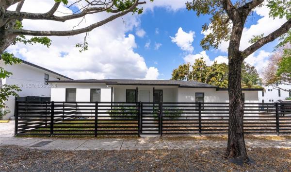 West Shenandoah, 2100 SW 6th St, Miami, Florida 33135, image 1