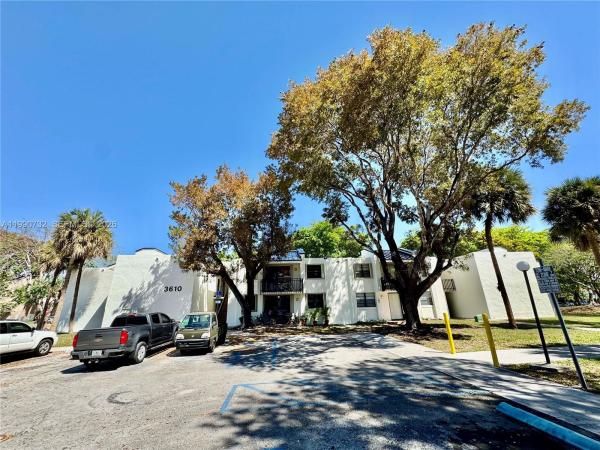 Westbird Village, 3610 SW 114th Ave #4-202, University Park, Florida 33175, image 2
