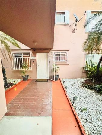 Alameda Jardins, 2310 W 74th St #103, Hialeah, Florida 33016, image 2