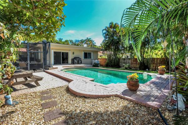 Sunset Trails, 1410 Fletcher St, Hollywood, Florida 33020, image 2
