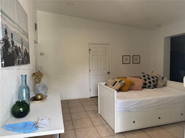Cambridge Lawns Park, 6126 SW 61st St, South Miami, Florida 33143, image 2