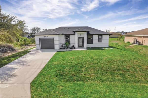 2807 74th St W, Lehigh Acres, Florida 33971, image 1