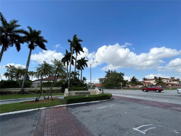 8910 SW 4th Ln, Unincorporated Dade County, Florida 33174, image 1