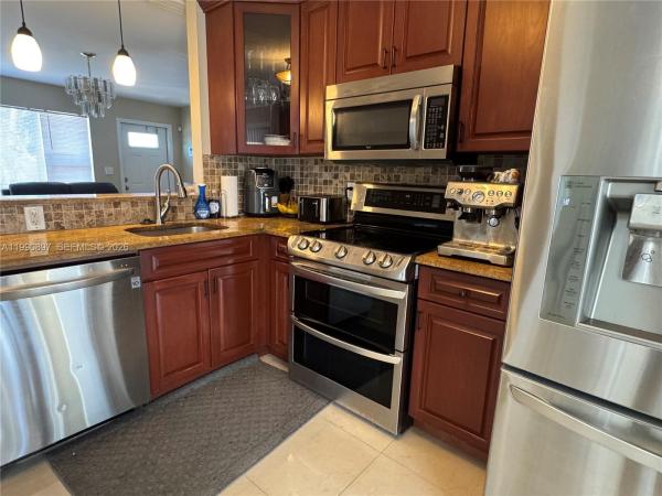 Cresthaven, 1460 NE 30th Ct, Pompano Beach, Florida 33064, image 1