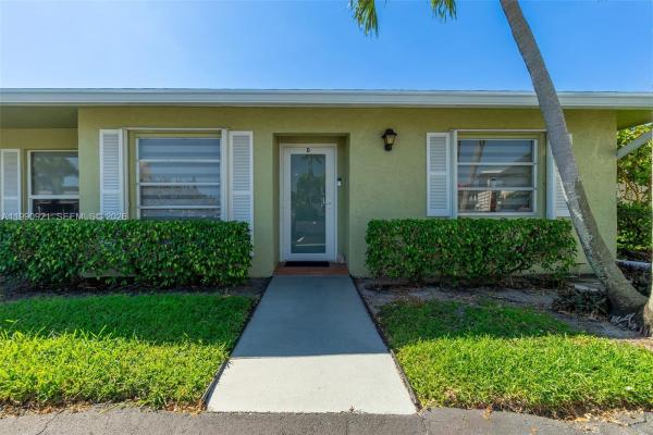 The Pines Of Delray, 2400 Malayan Dr #94-D, Delray Beach, Florida 33445, image 1
