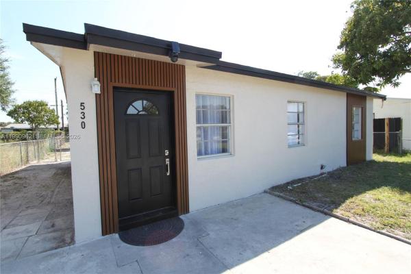 Cherry Hills, 530 NW 10th Ave, Boynton Beach, Florida 33435, image 1