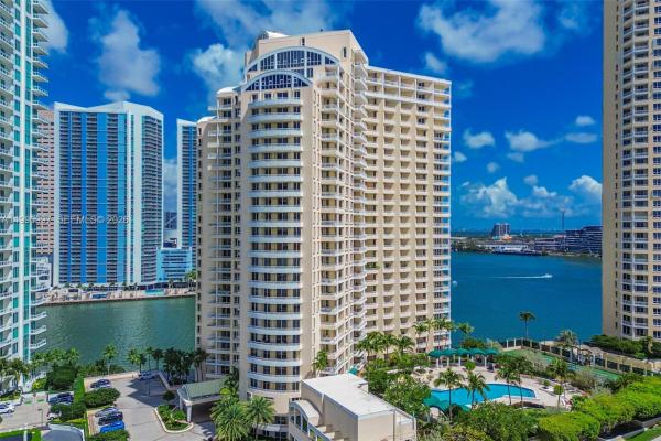 One Tequesta Point, 888 Brickell Key Dr #807, Miami, Florida 33131, image 1