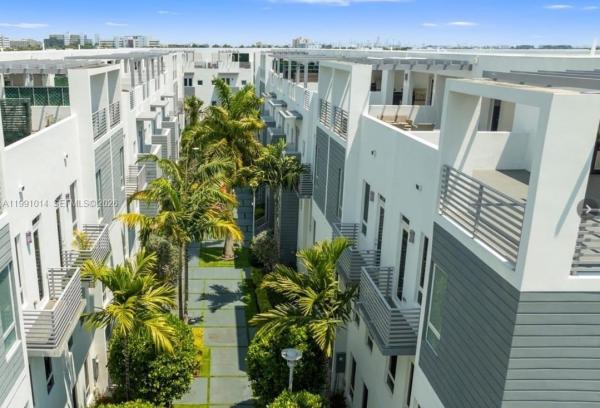 Contempo Townhomes, 9133 NW 33rd St, Doral, Florida 33172, image 1
