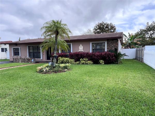 15303 SW 102nd Pl, Unincorporated Dade County, Florida 33157, image 1