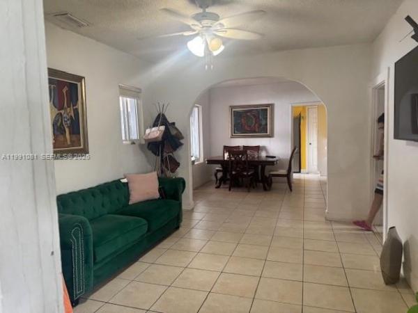 Fairlawn, 315 SW 63rd Ave, Miami, Florida 33144, image 3