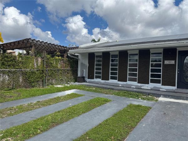 13001 SW 53rd St #13001, Unincorporated Dade County, Florida 33175, image 1