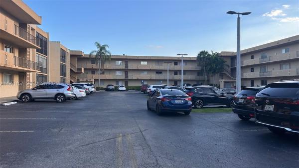 8401 SW 107th Ave #331E, Unincorporated Dade County, Florida 33173, image 1