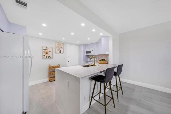 Sky Harbour East, 2100 S Ocean Dr #5B, Fort Lauderdale, Florida 33316, image 1