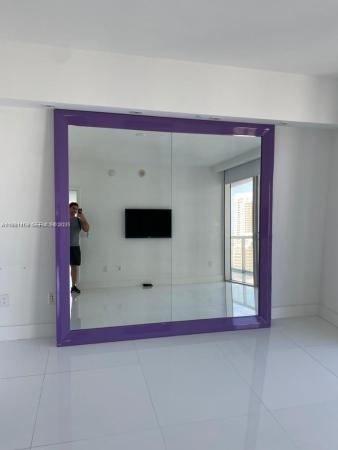 Icon Brickell Tower 2, 495 Brickell Ave #2902, Miami, Florida 33131, image 2