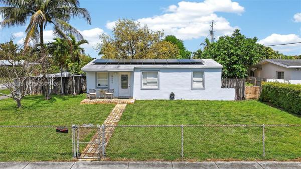 10055 SW 52nd Ter, Unincorporated Dade County, Florida 33165, image 1