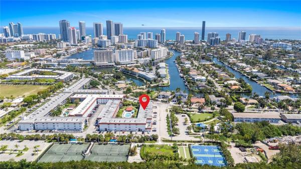 Casa Paradiso, 580 Egret Dr #111, Hallandale Beach, Florida 33009, image 1