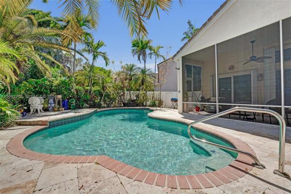 Savannah Falls, 1080 Briar Ridge Rd, Weston, Florida 33327, image 1