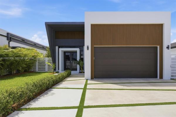 22900 SW 122nd Pl, Unincorporated Dade County, Florida 33170, image 1