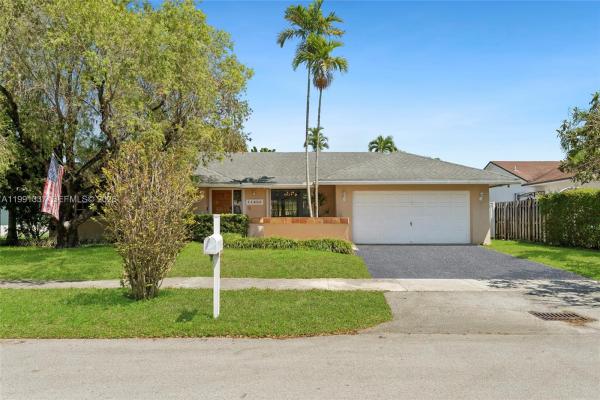 11403 SW 129th Pl, Unincorporated Dade County, Florida 33186, image 1