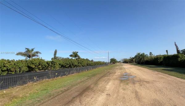 Redland No HOA, 33420 SW 197, Redland, Florida 33034, image 3