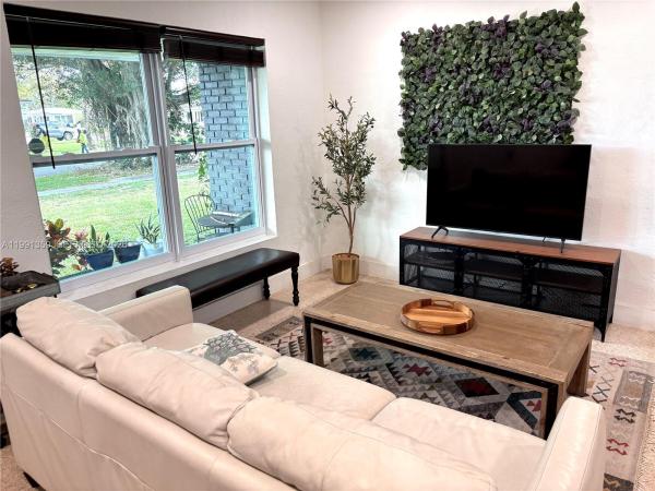 Breezeswept Heights, 450 NE 155th Ter, Golden Glades, Florida 33162, image 3