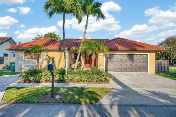 3381 SW 140th Ave, Unincorporated Dade County, Florida 33175, image 2